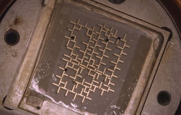 Computer that operates on water droplets